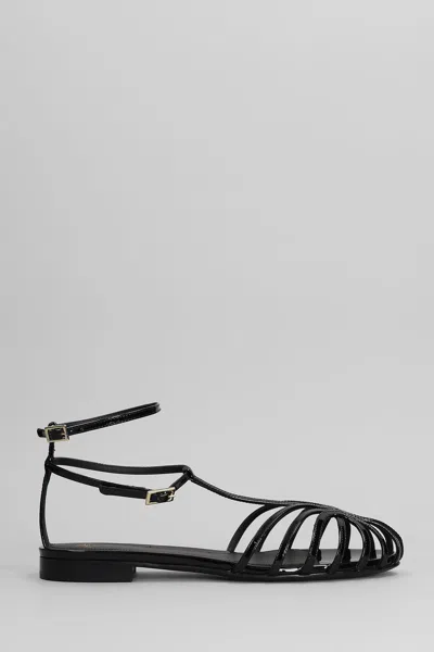 Alevì Elena 10 Flats In Black Patent Leather