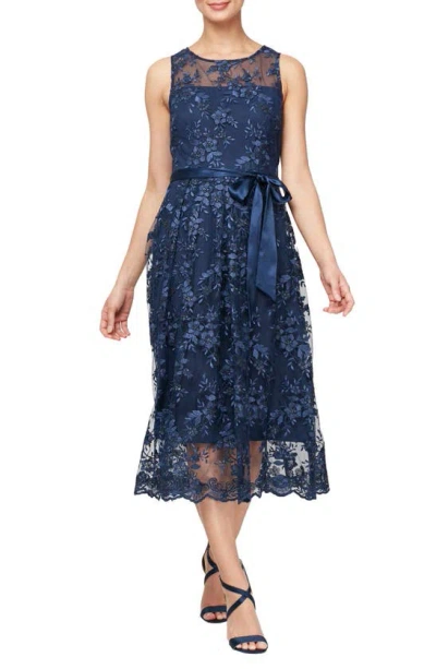 Alex Evenings Floral Embroidered Sleeveless Cocktail Dress In Navy