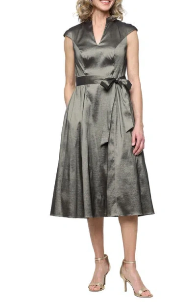 Alex Evenings Stretch Taffeta Cocktail Dress In Green