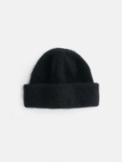 Alex Mill Beanie In Brushed Cashmere In Black