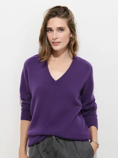Alex Mill Montmartre V Neck Sweater In Cashmere In English Violet