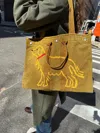 Alex Mill The Perfect Weekend Dog Tote In Golden Khaki/golden Retriever
