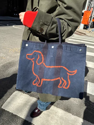 Alex Mill The Perfect Weekend Dog Tote In Navy/dachshund