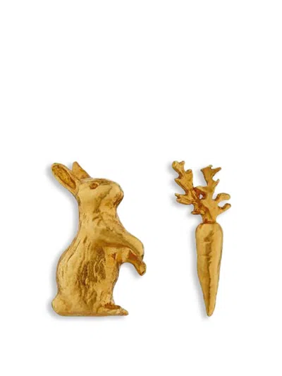 Alex Monroe Women's Rabbit And Carrot Aysmmetric Earrings Gold In Metallic