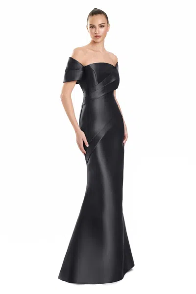 Alexander By Daymor 3134f25 Fitted Long Formal Evening Pleated Dress In Black