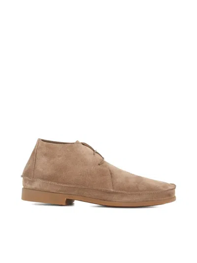 Alexander Hotto Suede Desert Boots In ニュートラル