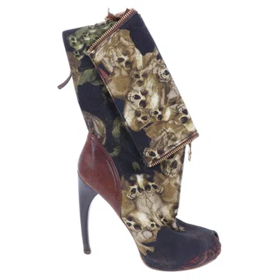 Pre-owned Alexander Mcqueen 2010 — Iconic Peep-toe Skull Boots In Gray