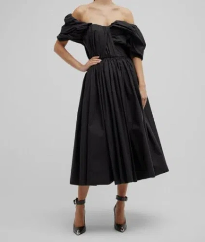 Pre-owned Alexander Mcqueen $6592  Women's Black Draped Poplin Off-shoulder Dress Size 42