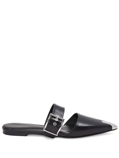 Alexander Mcqueen Pumps Mit Schnalle In Black