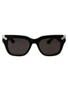 Alexander Mcqueen Alexander Mc Queen Sunglasses Am0439 S 001