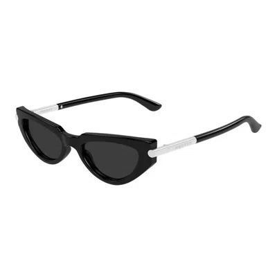 Alexander Mcqueen Am0520s 001 In Black