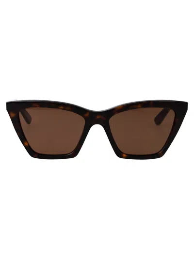 Alexander Mcqueen Am0536s 002 In Brown