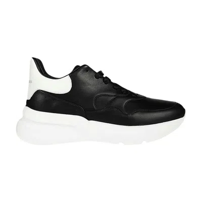 Pre-owned Alexander Mcqueen Oversized Runner 'black White' | Men's Size 39