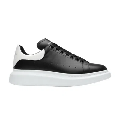Pre-owned Alexander Mcqueen Oversized Sneaker 'black White' 2019 | Men's Size 40