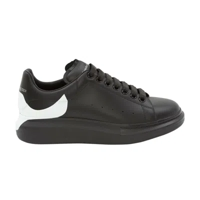 Pre-owned Alexander Mcqueen Oversized Sneaker 'black White' | Men's Size 43