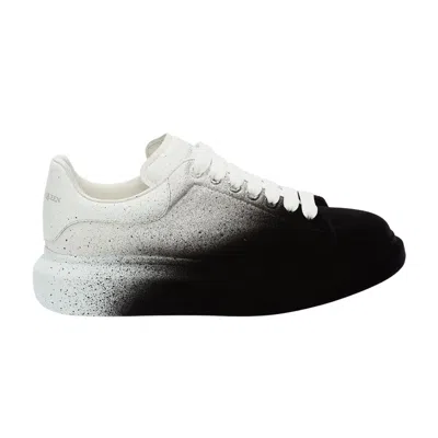 Pre-owned Alexander Mcqueen Oversized Sneaker 'white Black Spray' | Men's Size 41.5