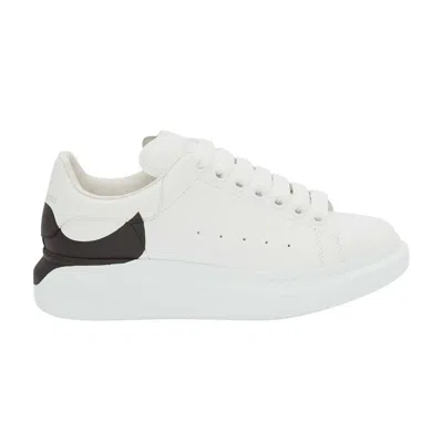 Pre-owned Alexander Mcqueen Wmns Oversized Sneaker 'drop Heel Counter Print - White Black' |