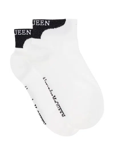 ALEXANDER MCQUEEN ALEXANDER MCQUEEN ALEXANDER MCQUEEN WOMAN'S WHITE COTTON SOCKS WITH LOGO