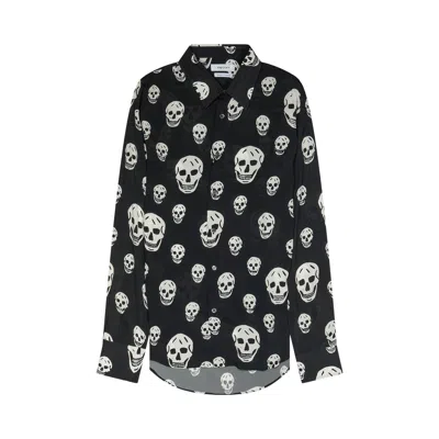 Pre-owned Alexander Mcqueen All Over Skulls Button Down Shirt 'black' | Men's Size 15