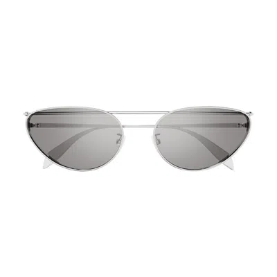 Alexander Mcqueen Am0424s004 Cat-eye Mirrored Sunglasses In Silver