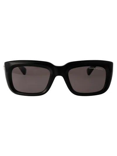 Alexander Mcqueen Am0431s Sunglasses In 001 Black Black Grey