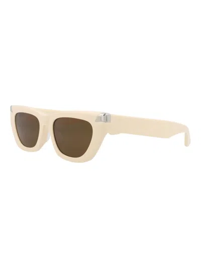 Alexander Mcqueen Am0440sa Sunglasses In Neutral