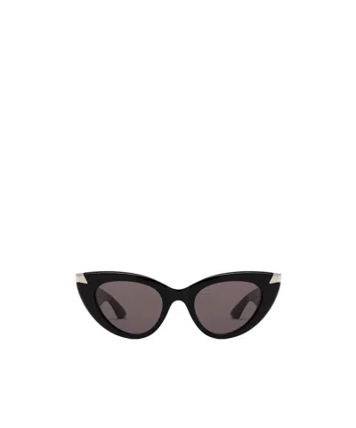 Alexander Mcqueen Am0442s Cat-eye Sunglasses In Black