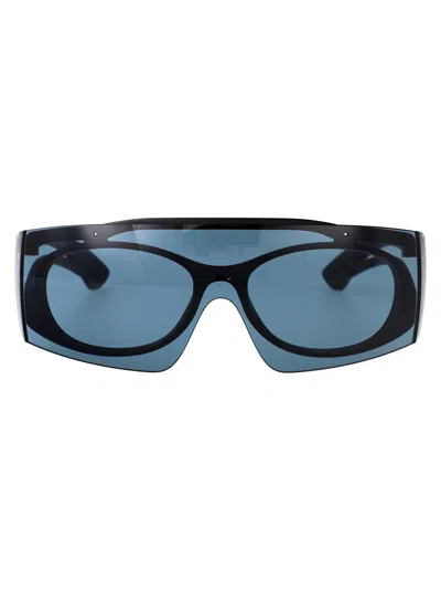 Alexander Mcqueen Am0489s Sunglasses In Black-black-blue
