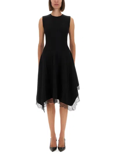 ALEXANDER MCQUEEN ASYMMETRICAL DRESS WITH LACE DETAILING