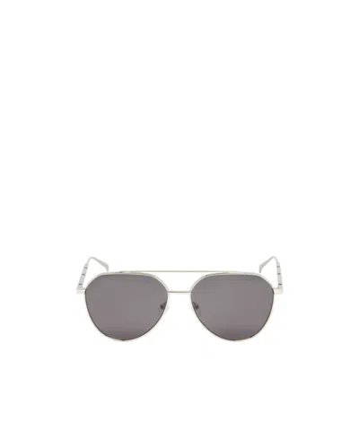 Alexander Mcqueen Metal Plaque Pilot Sunglasses In Silver/smoke