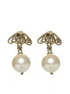 Alexander Mcqueen Alexander Mc Queen Seal Logo Pearl Earrings In Gold