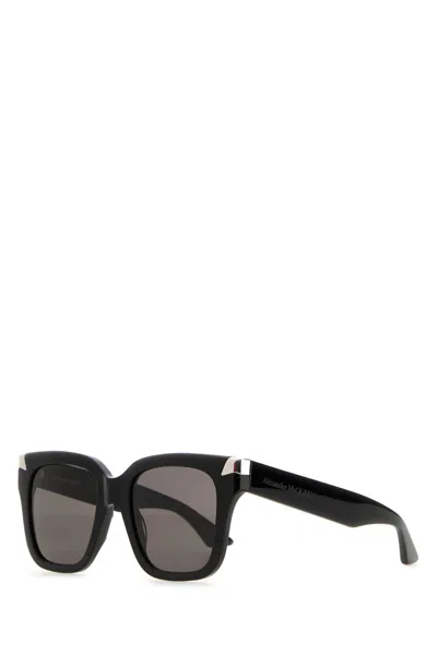 Alexander Mcqueen Black Acetate Punk Rivet Sunglasses In Blackblacksmoke