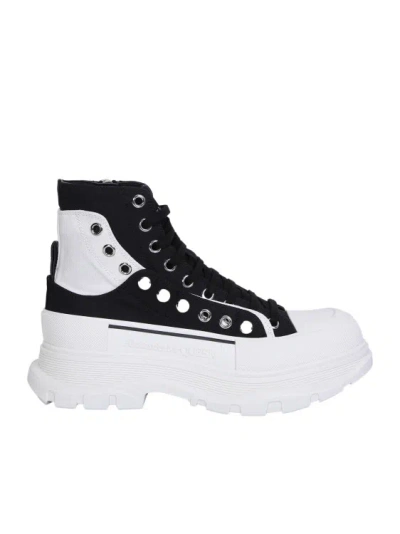 Alexander Mcqueen Black Boots With Chunky Sole In White