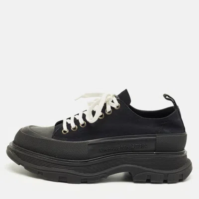Pre-owned Alexander Mcqueen Black Canvas And Rubber Tread Slick Low Top Sneakers Size 42