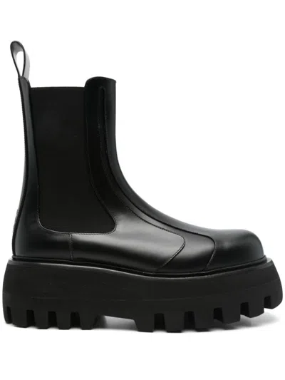 ALEXANDER MCQUEEN ALEXANDER MCQUEEN BLACK GLOSSY LEATHER ANKLE BOOTS WITH TANK SOLE