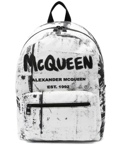 Alexander Mcqueen Graffiti Metropolitan Backpack In White,black
