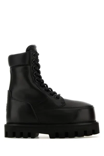 ALEXANDER MCQUEEN BLACK LEATHER ANKLE BOOTS