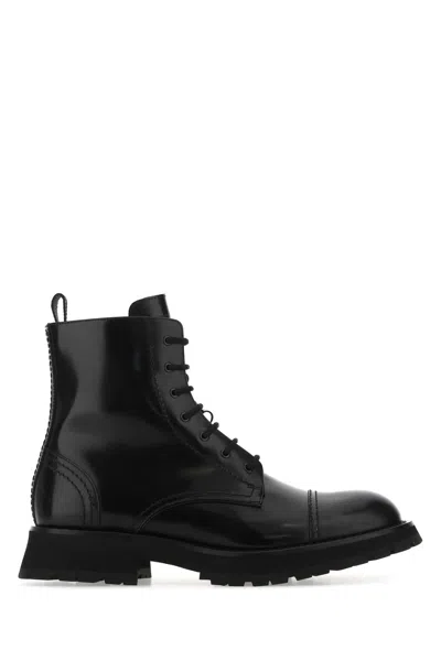 Alexander Mcqueen Lace-up Leather Ankle Boots In Black