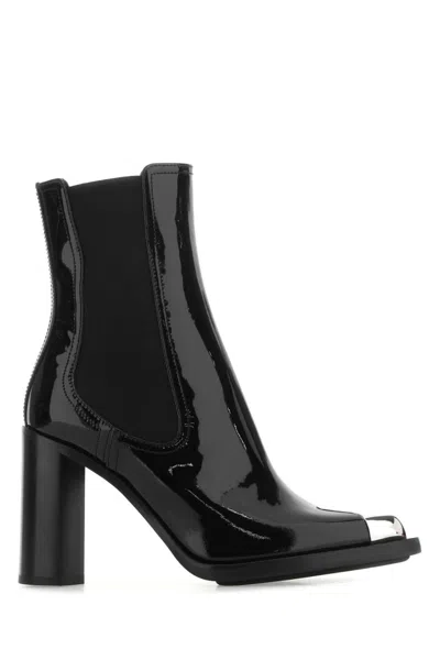 ALEXANDER MCQUEEN BLACK LEATHER ANKLE BOOTS