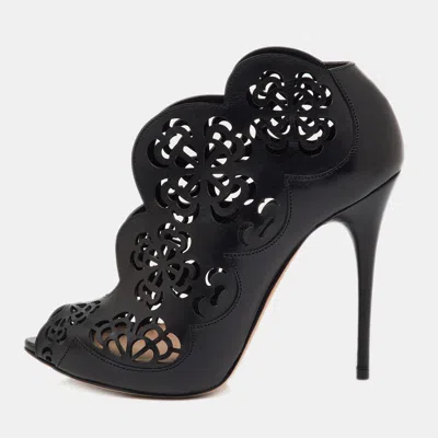 Pre-owned Alexander Mcqueen Black Leather Floral Lasecut Booties Size 36