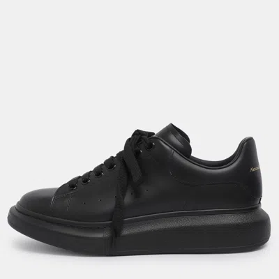 Pre-owned Alexander Mcqueen Black Leather Oversized Lace Up Sneakers Size 42
