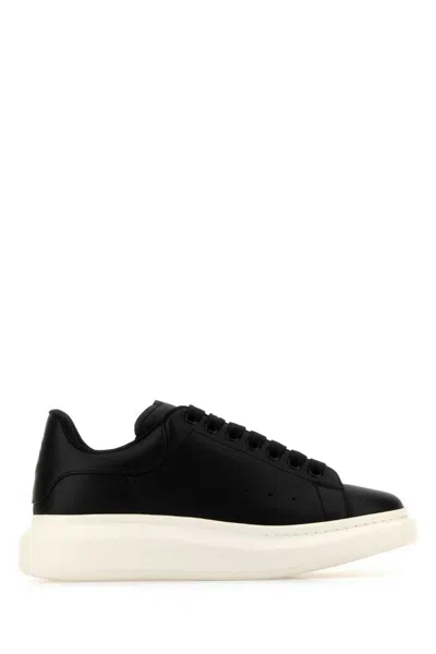 ALEXANDER MCQUEEN BLACK LEATHER SNEAKERS