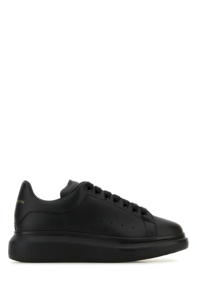 ALEXANDER MCQUEEN ALEXANDER MCQUEEN BLACK LEATHER SNEAKERS WITH BLACK LEATHER HEEL