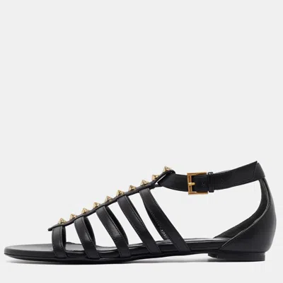 Pre-owned Alexander Mcqueen Black Leather Studded Flat Sandals Size 38