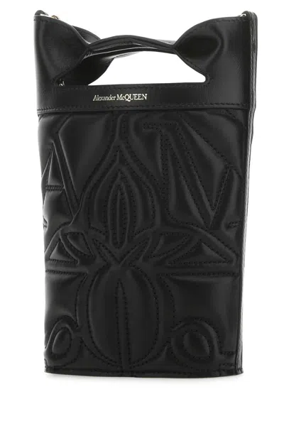 Alexander Mcqueen Borsa A Secchiello The Bow In Pelle Nera Donna In Black
