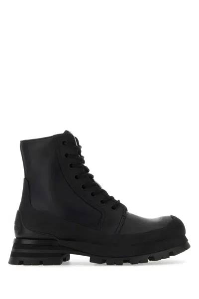 Alexander Mcqueen Black Leather Wander Ankle Boots For Men