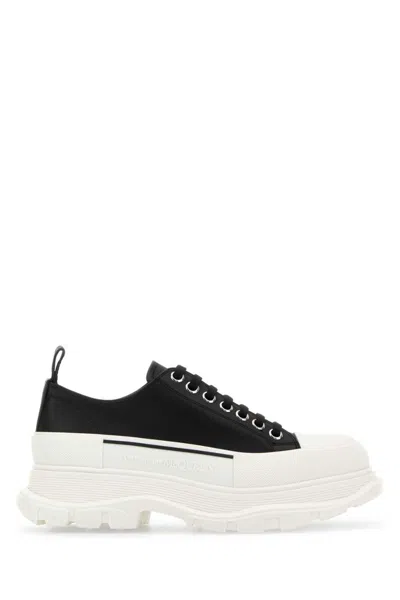 ALEXANDER MCQUEEN BLACK WHITE LEATHER SNEAKERS
