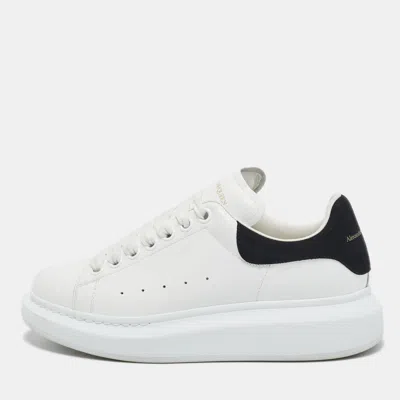Pre-owned Alexander Mcqueen Black/white Leather And Suede Oversized Lace Up Trainers Size 38