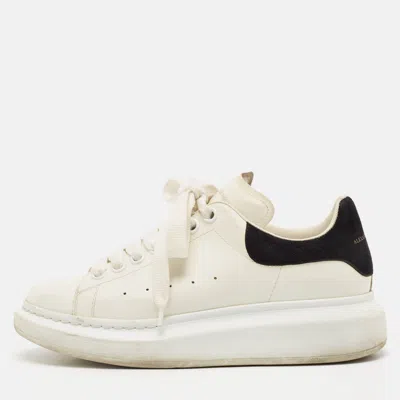 Pre-owned Alexander Mcqueen Black/white Leather And Suede Oversized Lace Up Sneakers Size 38