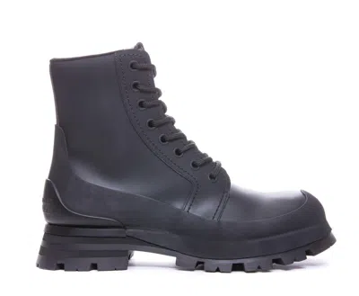 Alexander Mcqueen Boots In Black